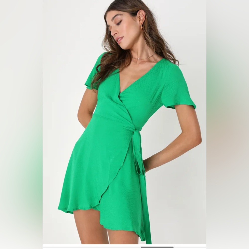 Lulus Days in the Sun Green Floral Mini
Wrap Dress - Size L - Picture 5 of 5